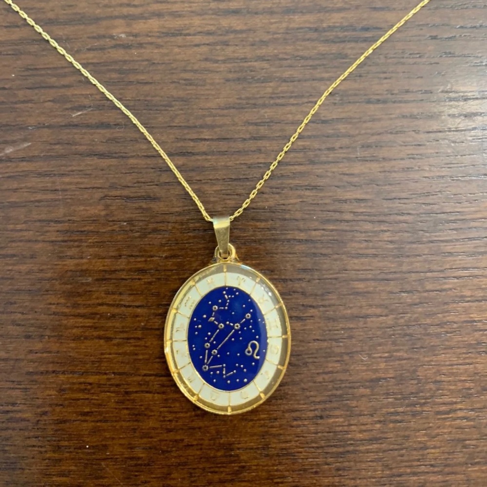 Alex and Ani Leo Necklace (Zodiac/Constellation)